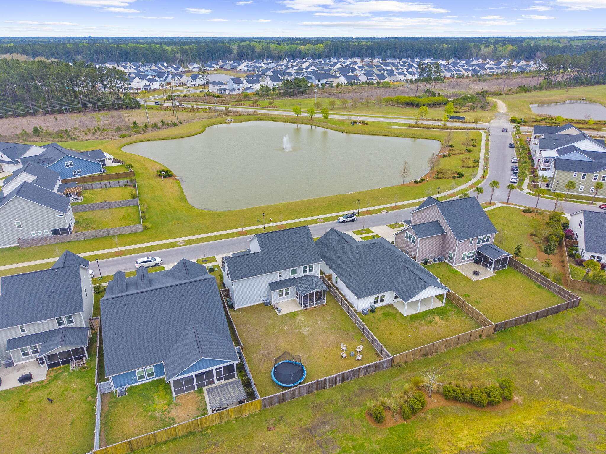125 Garden Lily Lane