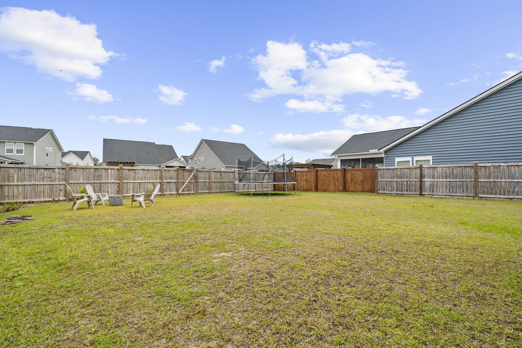 125 Garden Lily Lane
