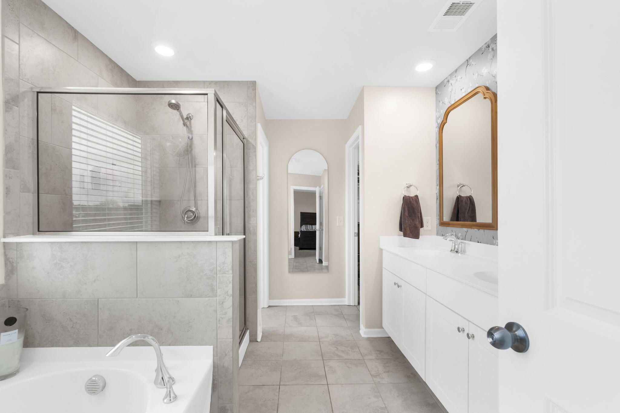 125 Garden Lily Lane
