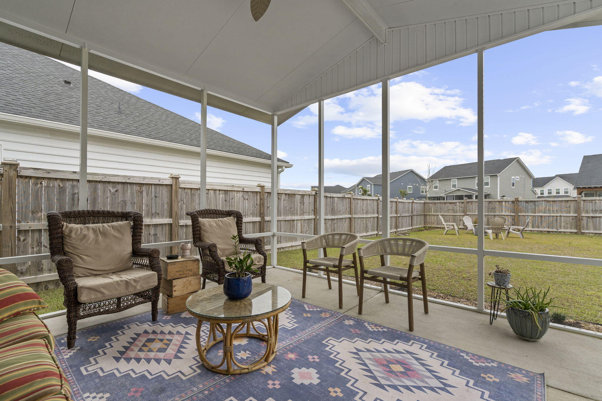 125 Garden Lily Lane