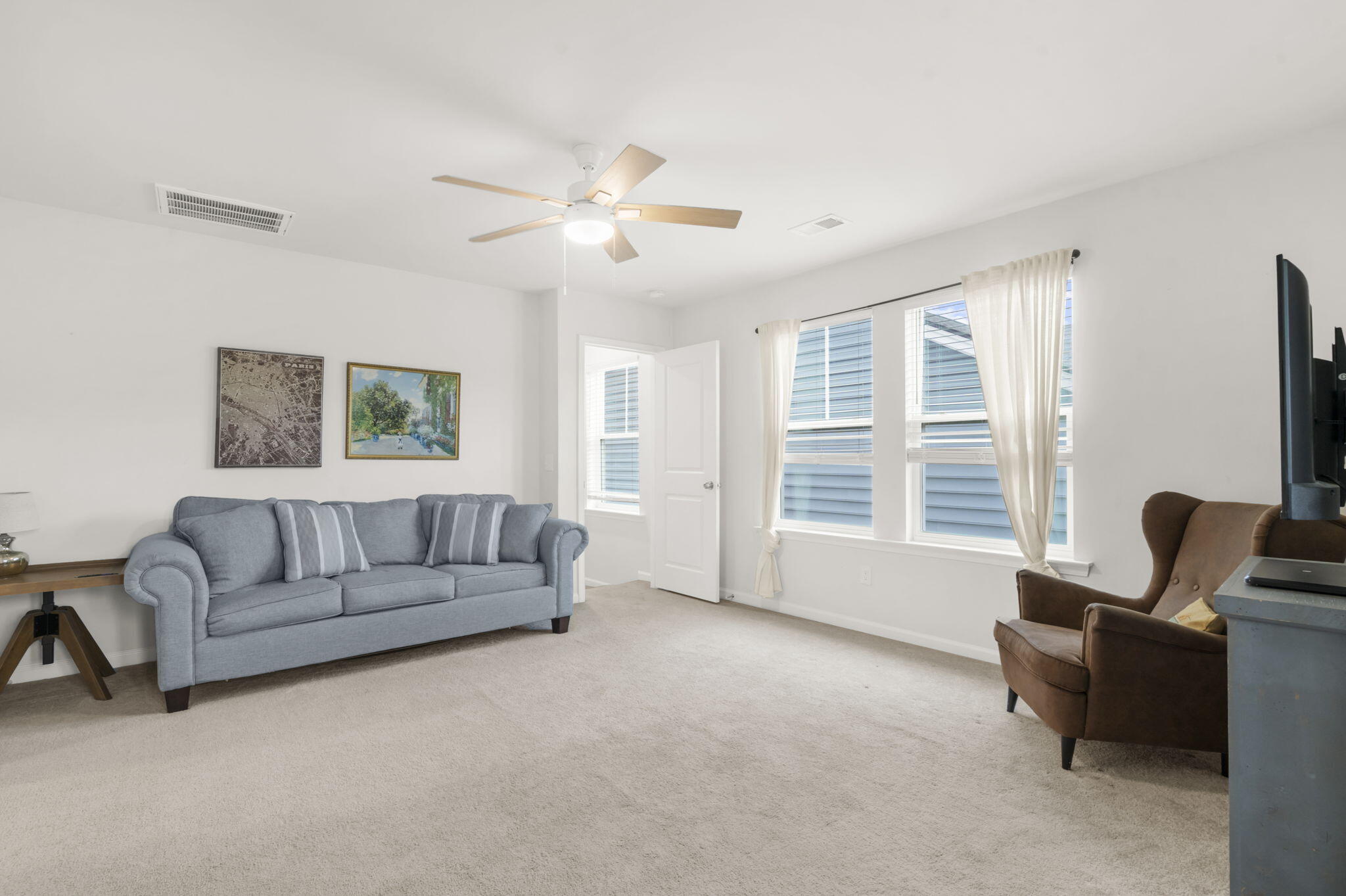 125 Garden Lily Lane