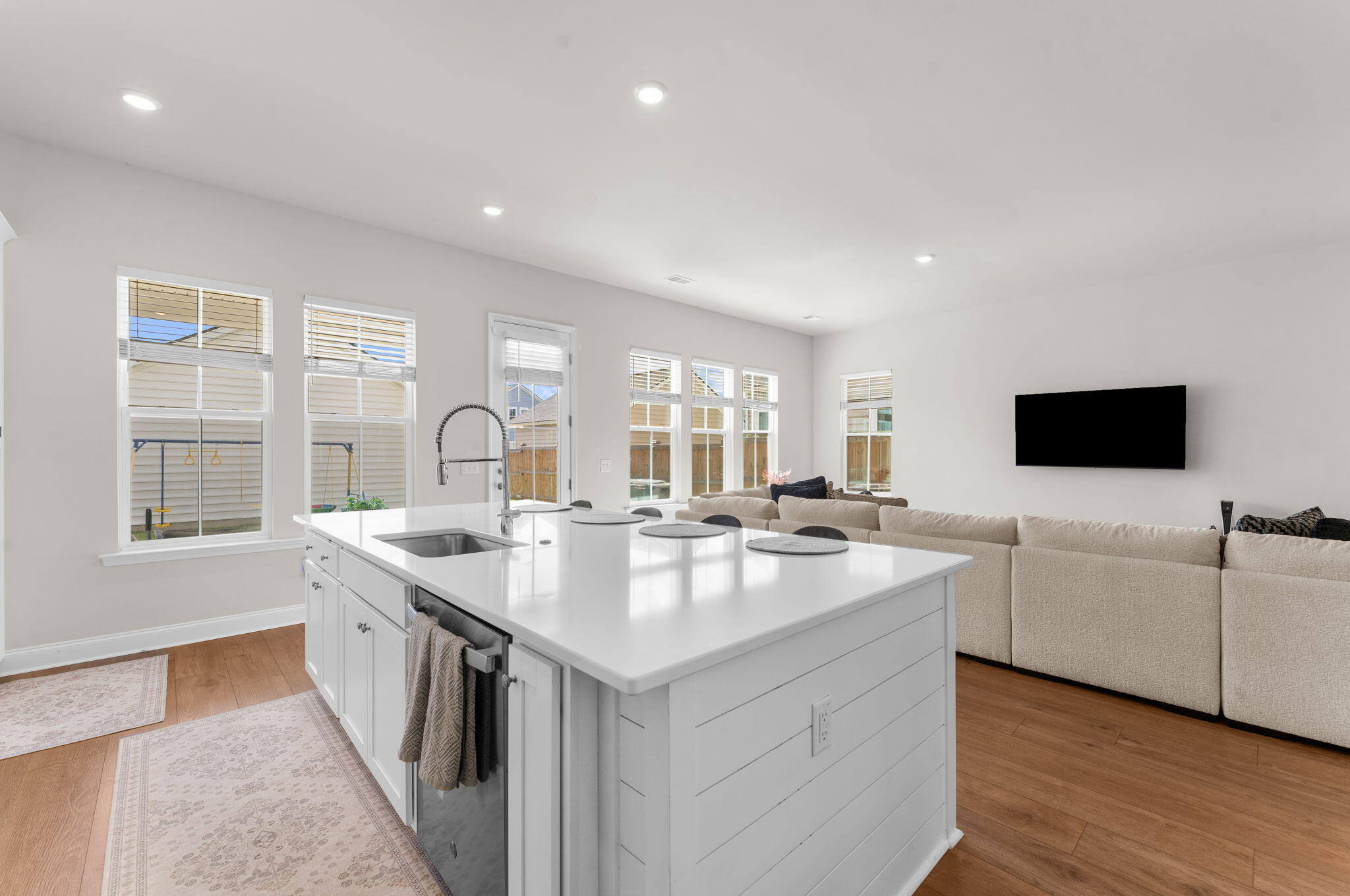 1086 Scotch Bonnet Way