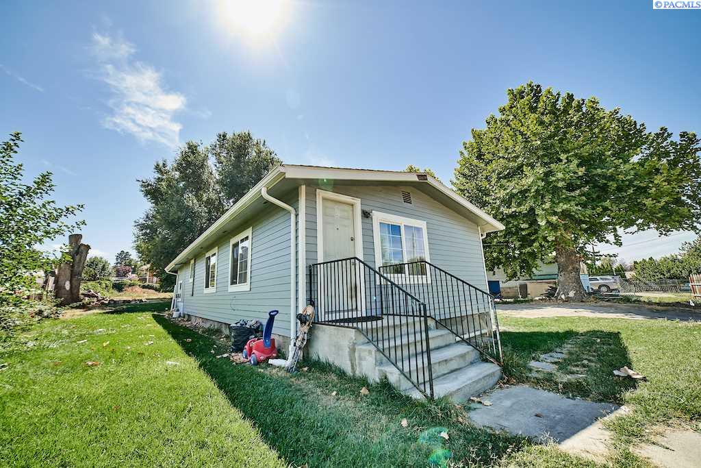 304 Munson Ct