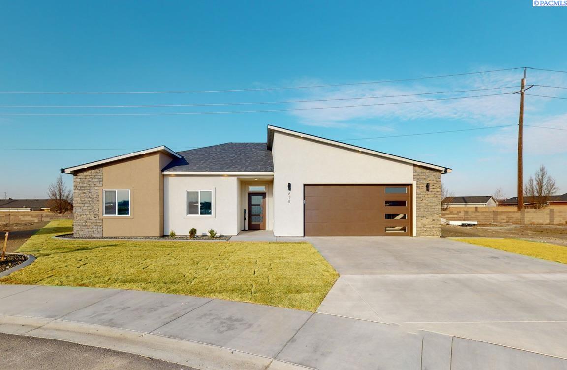 618 Caridad Court