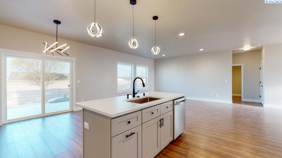 618 Caridad Court