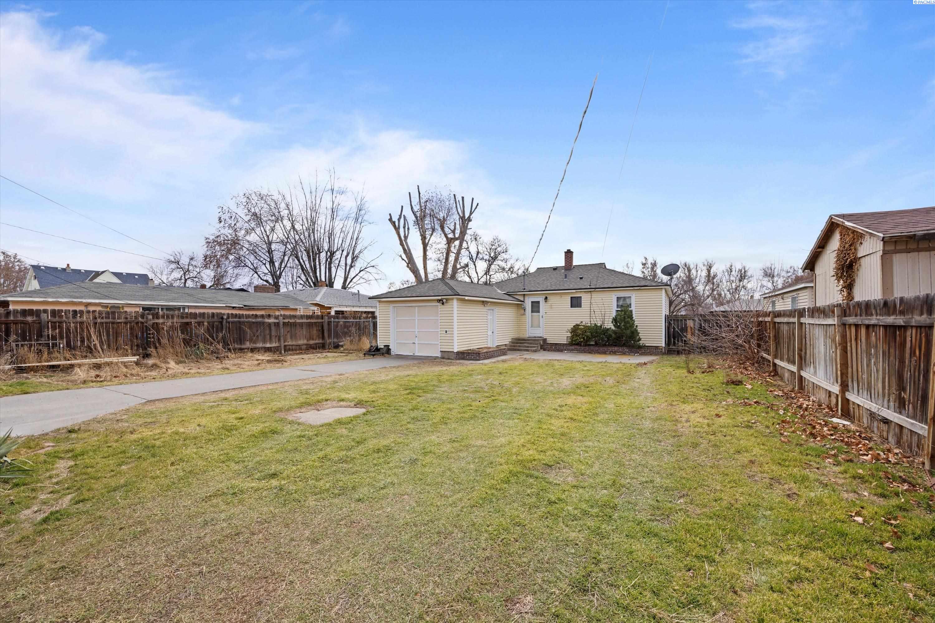 1619 W Yakima St.