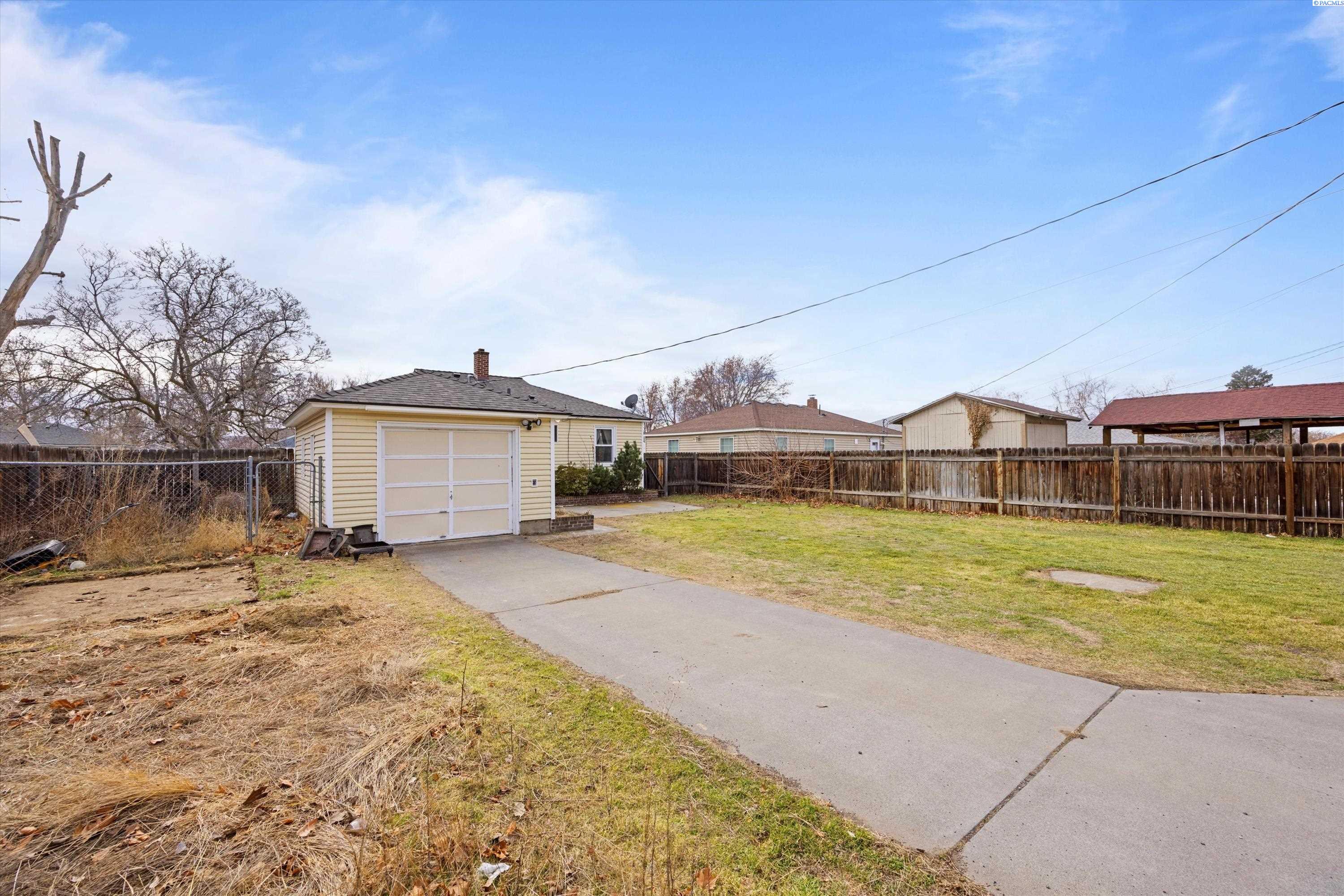 1619 W Yakima St.