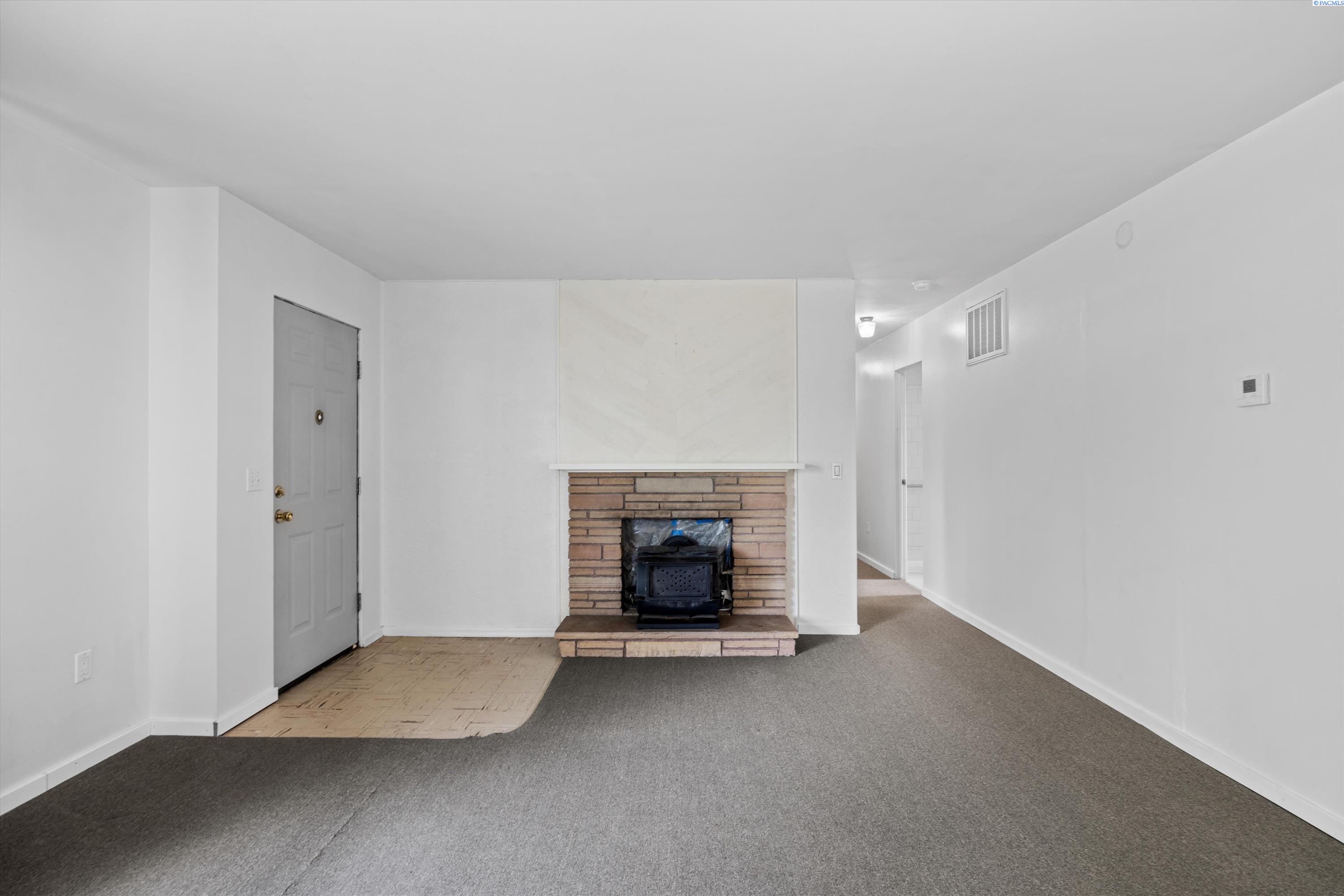 1109 Mcclain Dr.