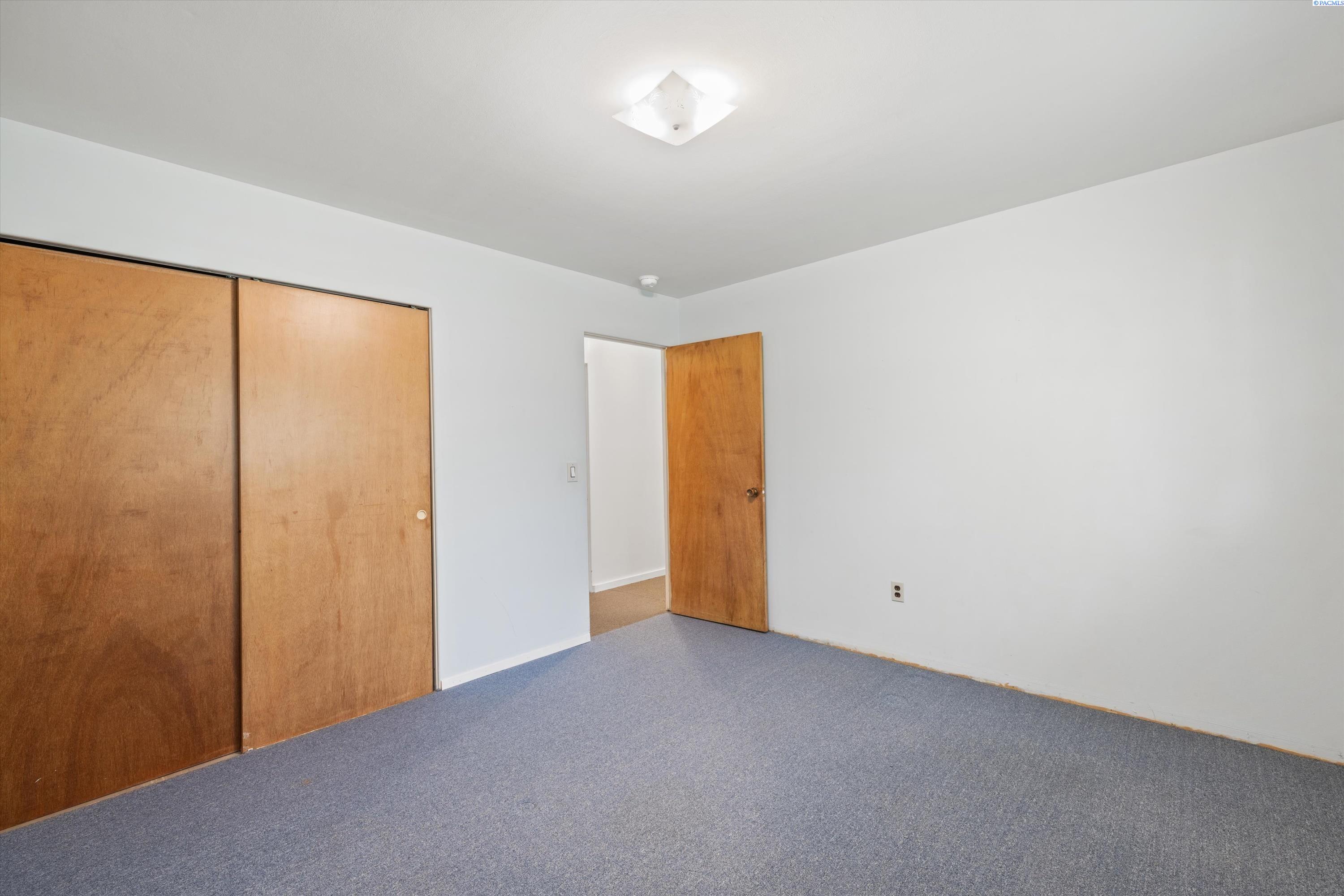 1109 Mcclain Dr.