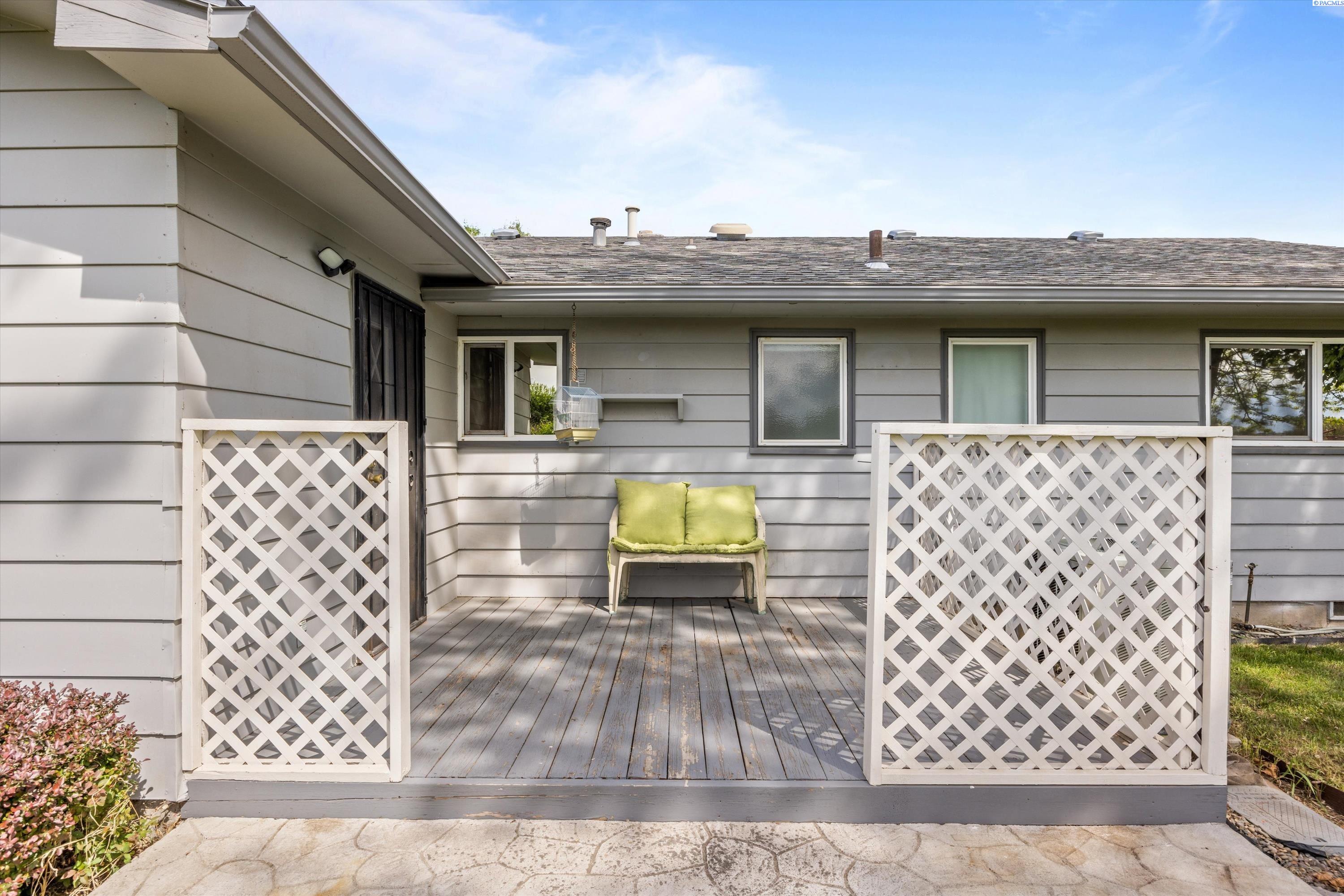 1109 Mcclain Dr.
