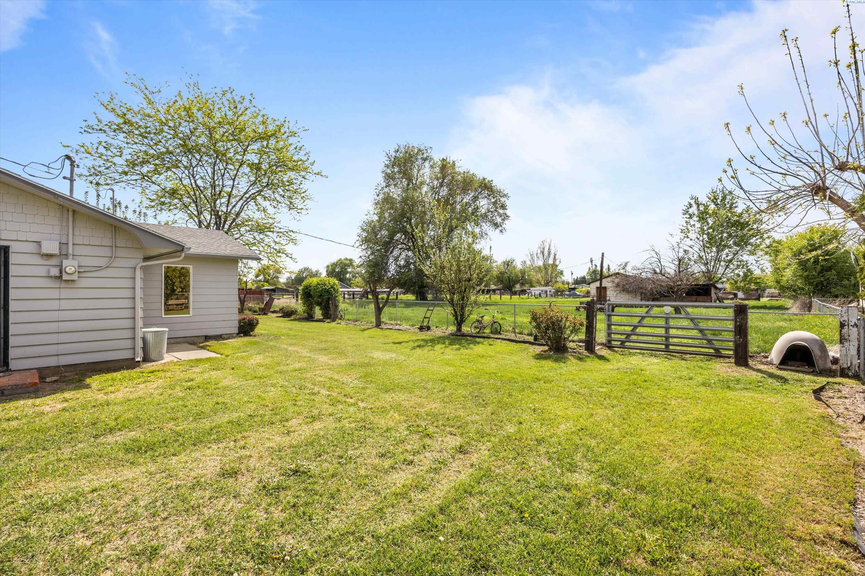 1109 Mcclain Dr.