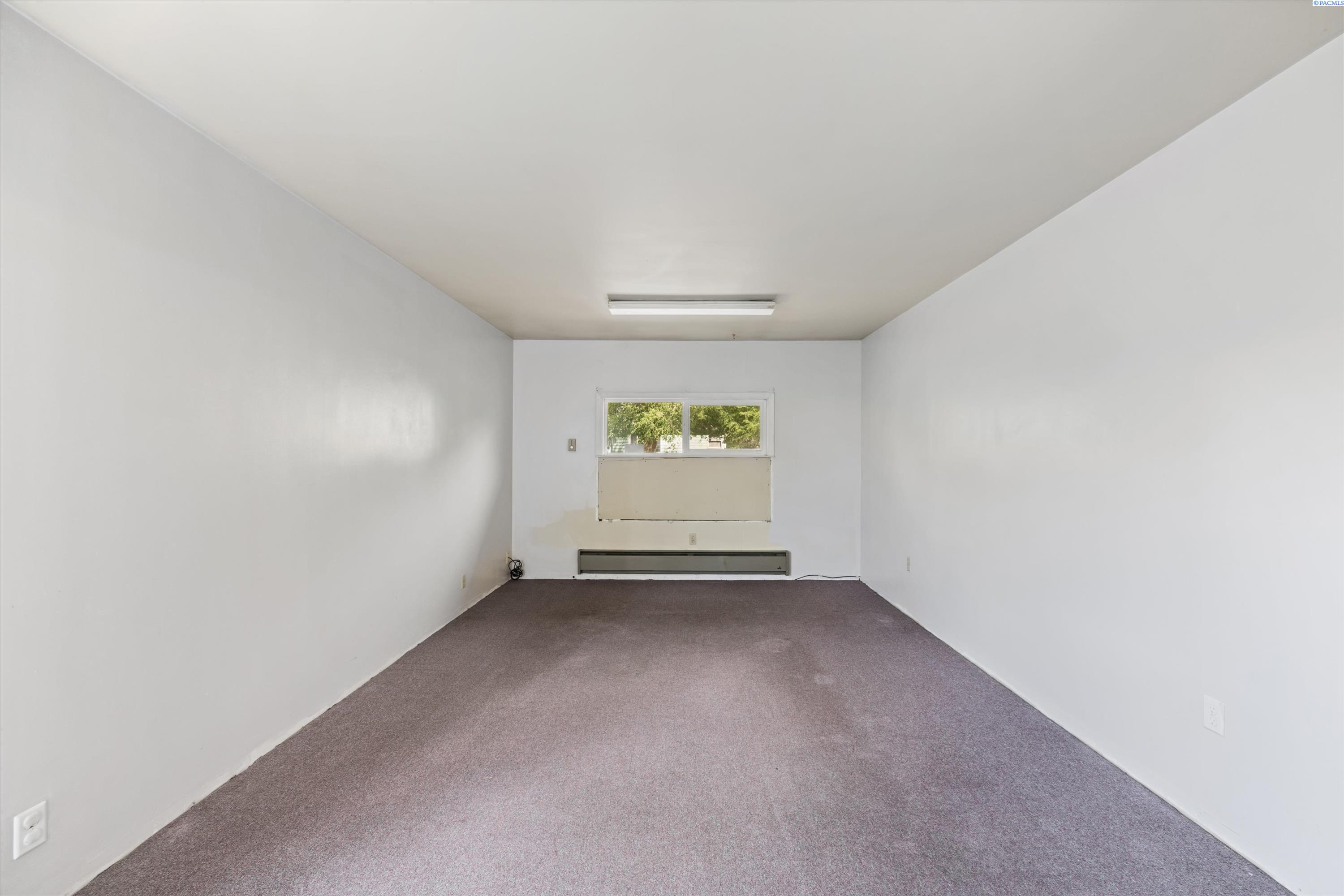 1109 Mcclain Dr.