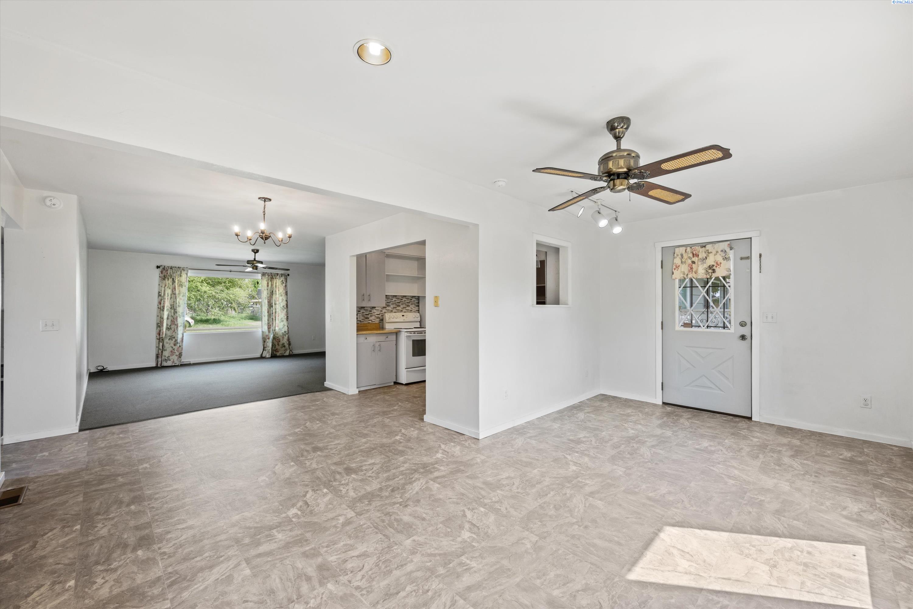 1109 Mcclain Dr.