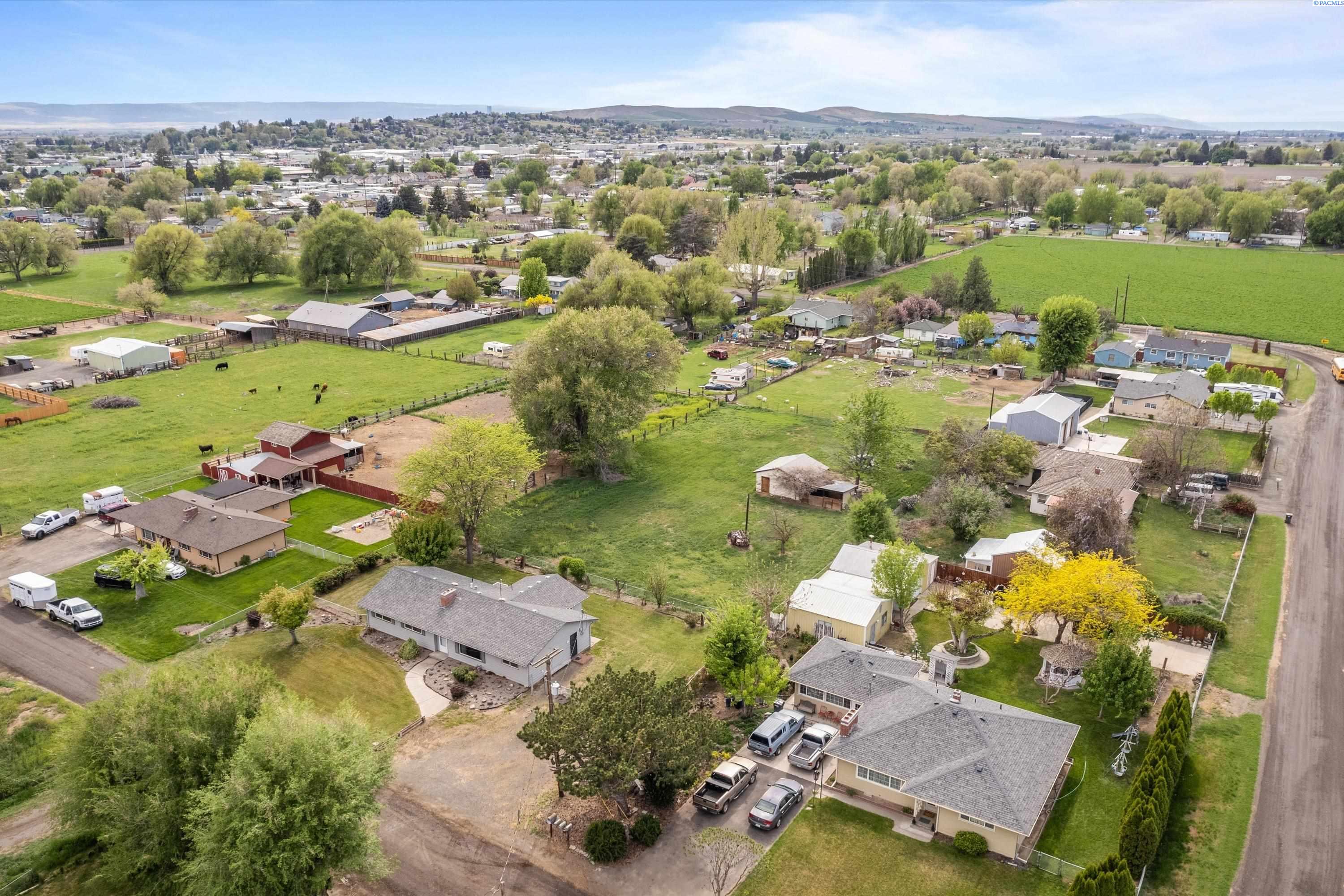 1109 Mcclain Dr.