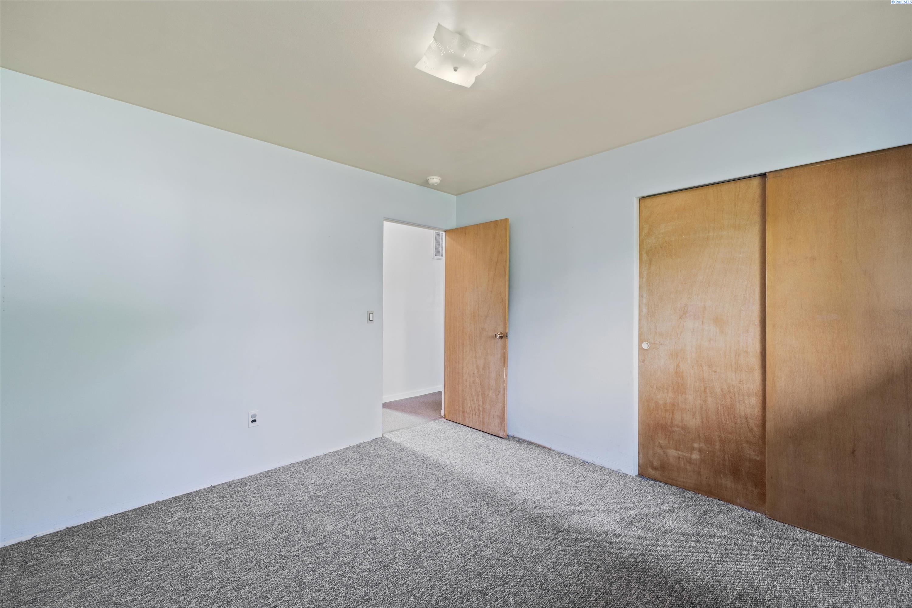 1109 Mcclain Dr.