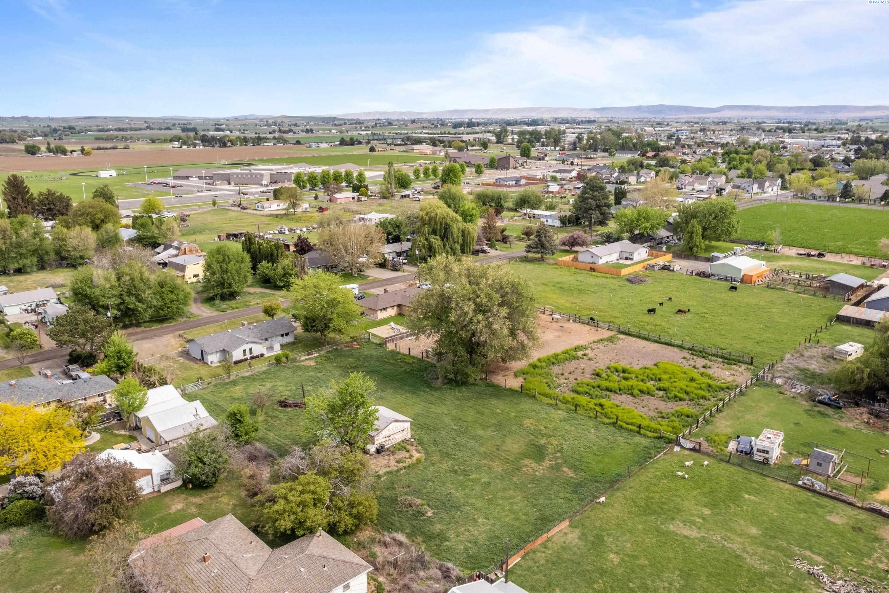 1109 Mcclain Dr.