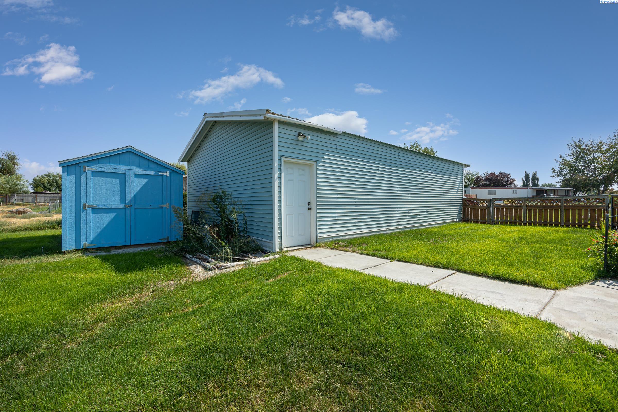 346 Reinken Blvd