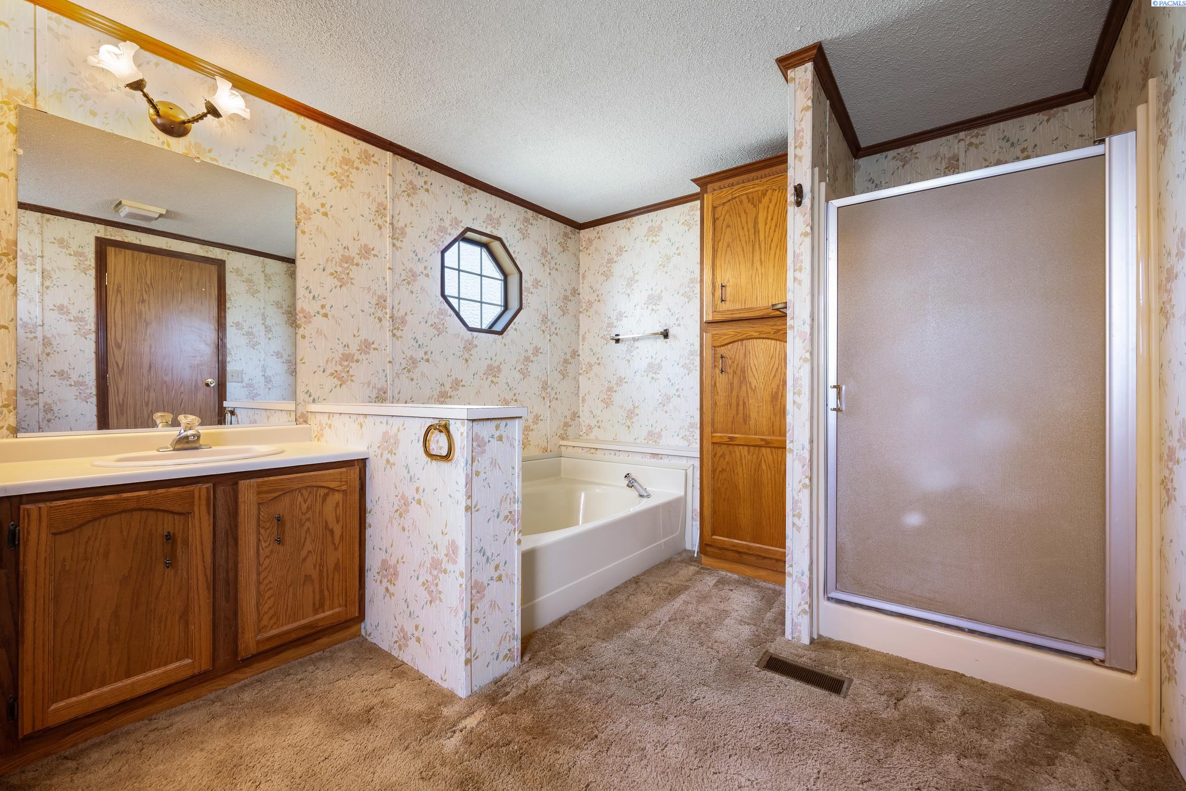 346 Reinken Blvd