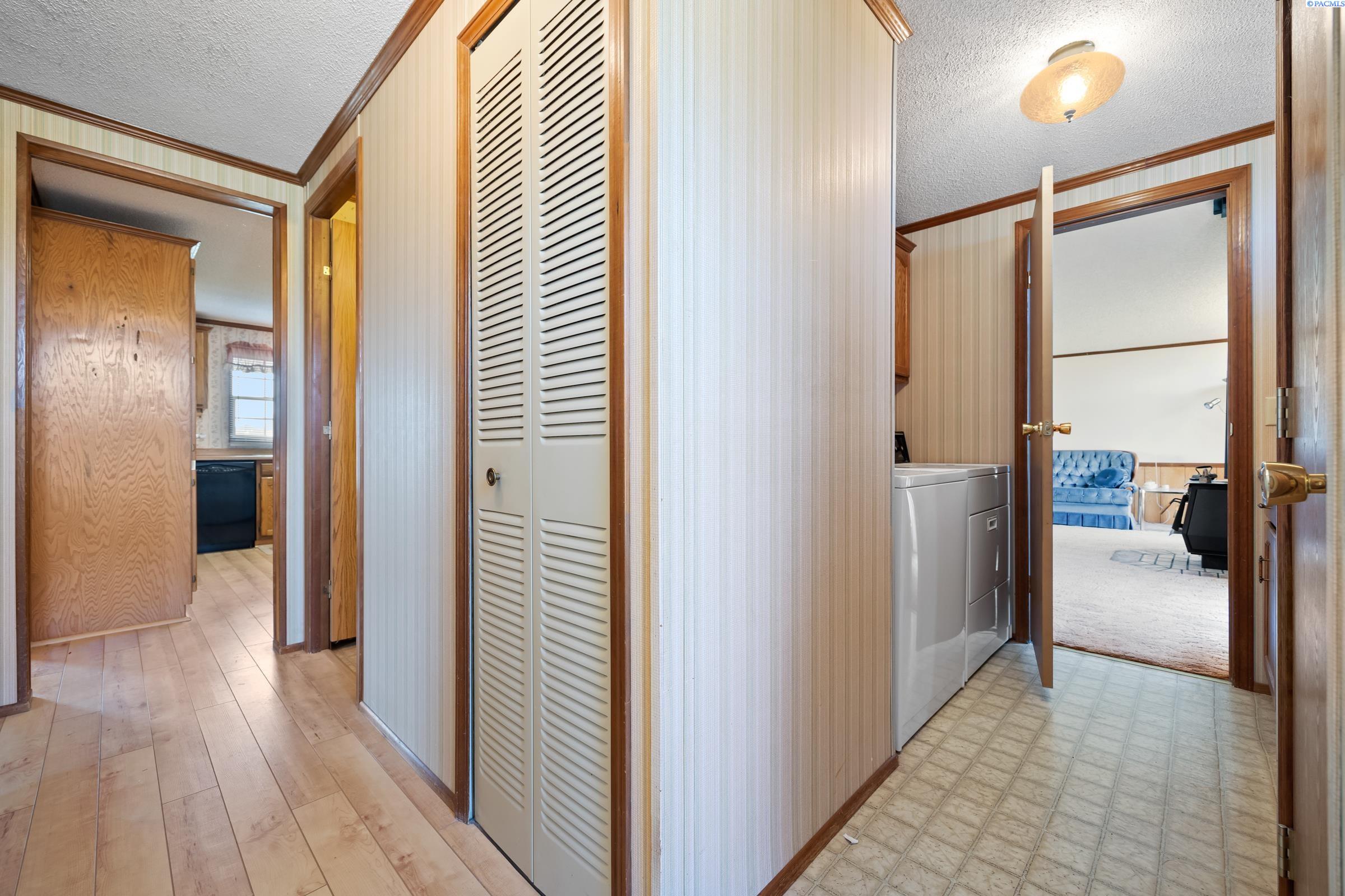 346 Reinken Blvd