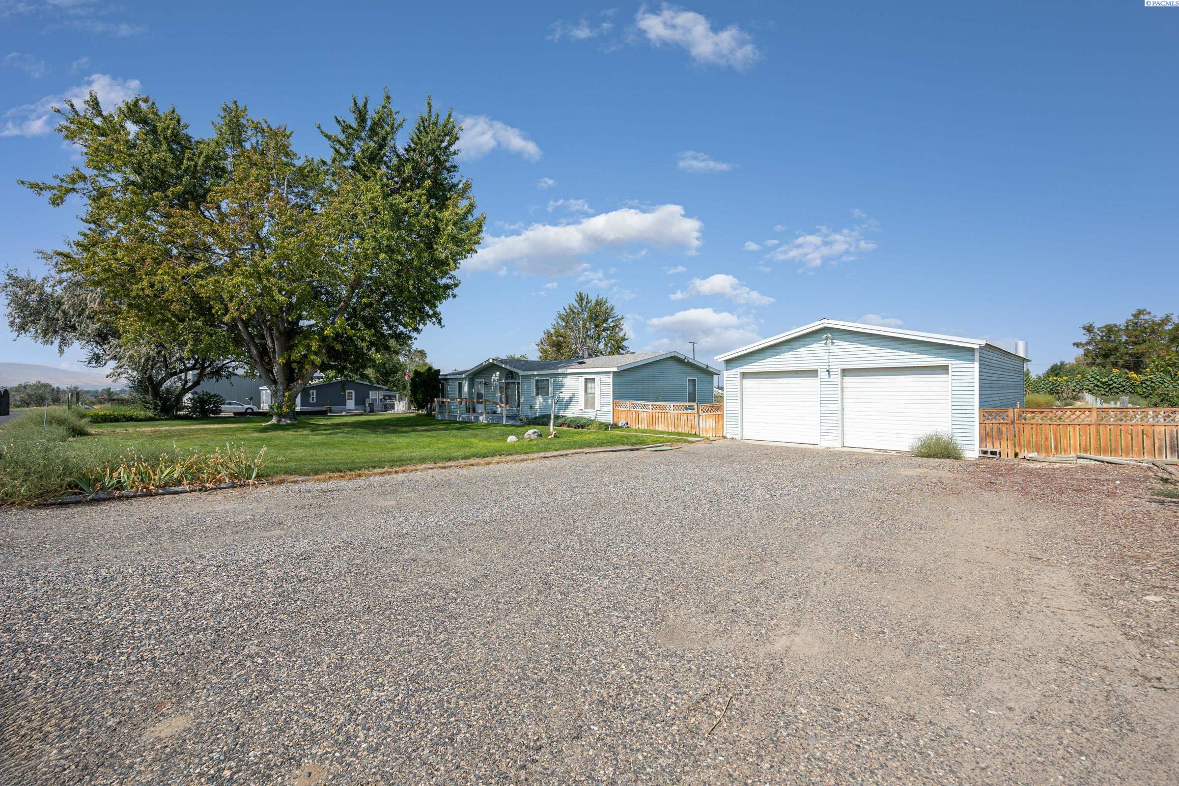 346 Reinken Blvd