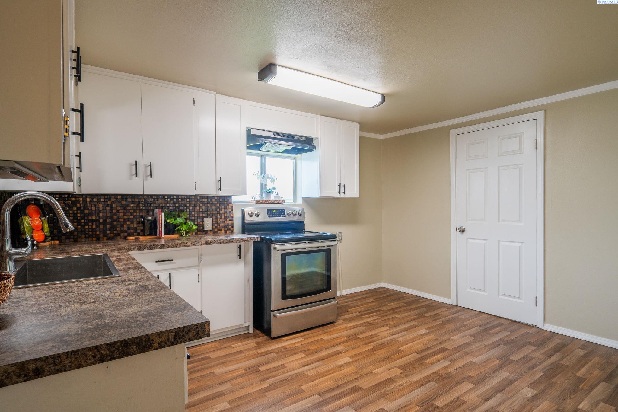 581 Pavement Rd