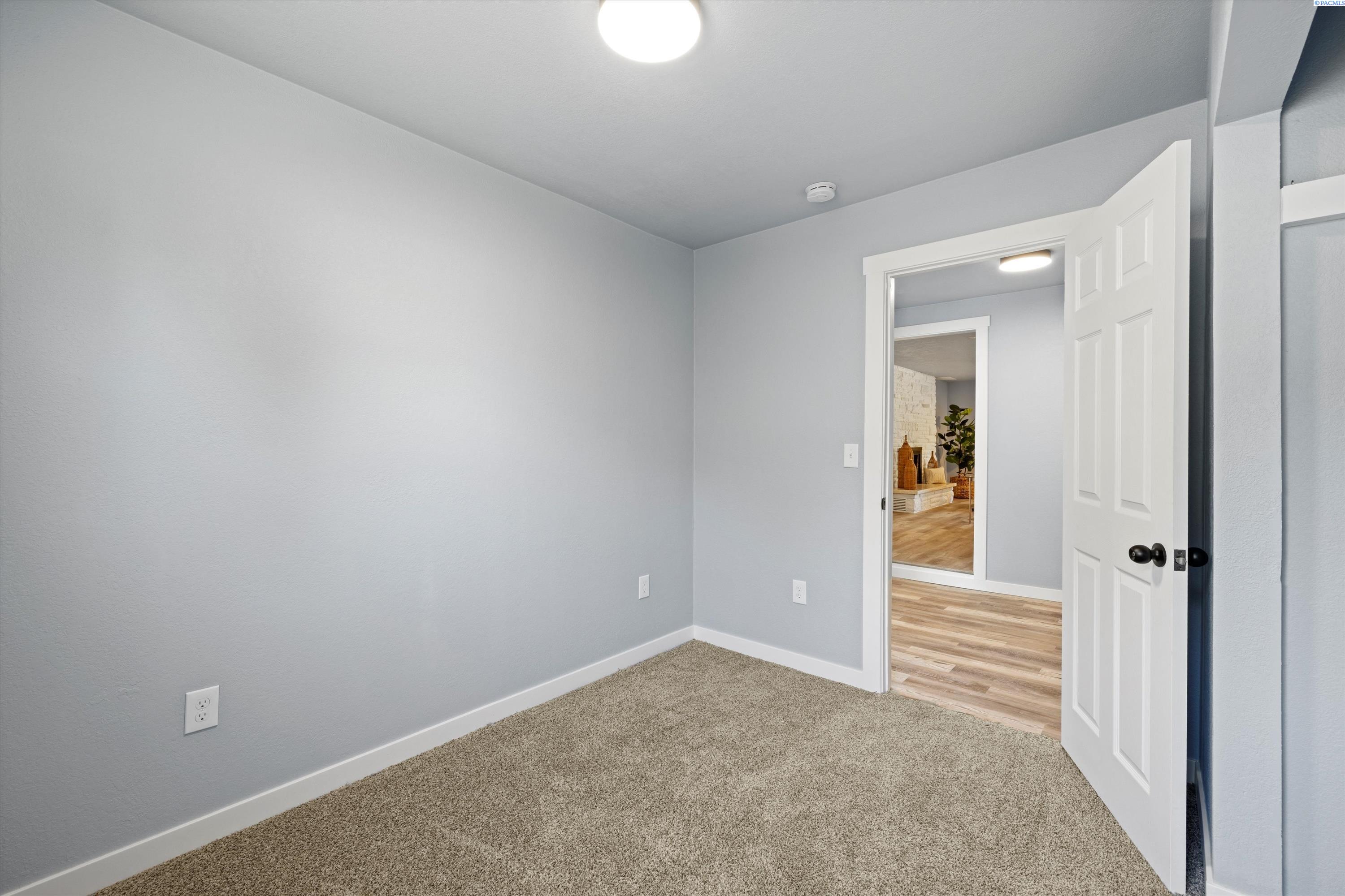 1031 Cedar Ave