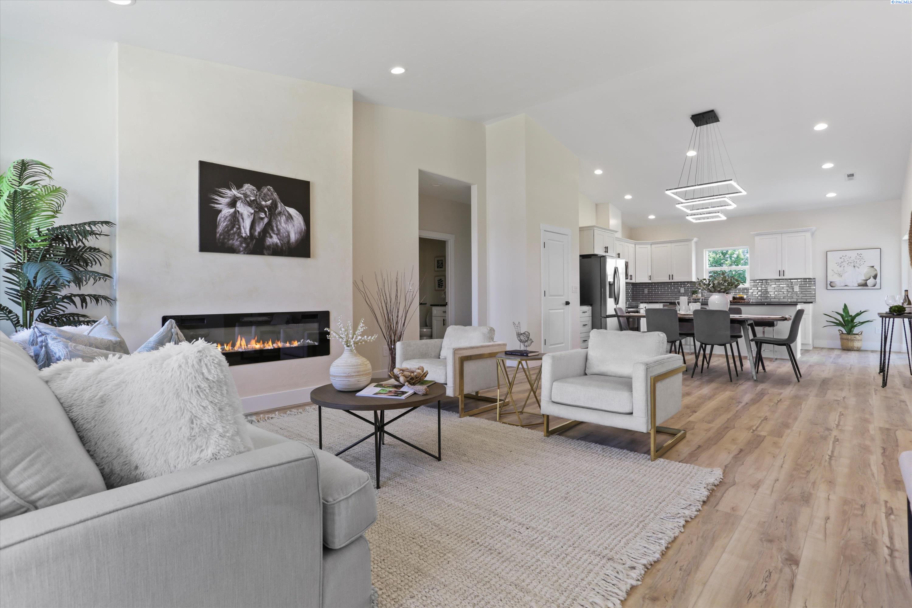 614 Caridad CT