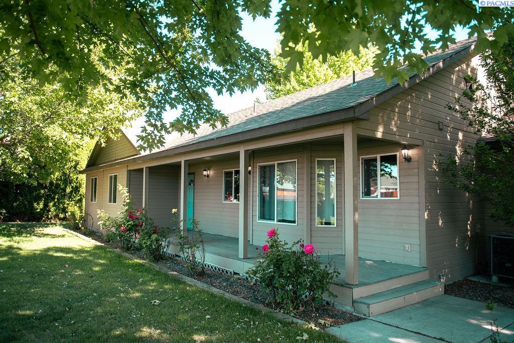506 Dozer Ct