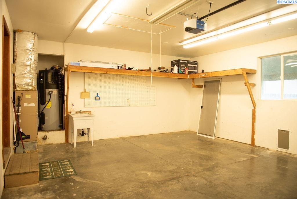 506 Dozer Ct