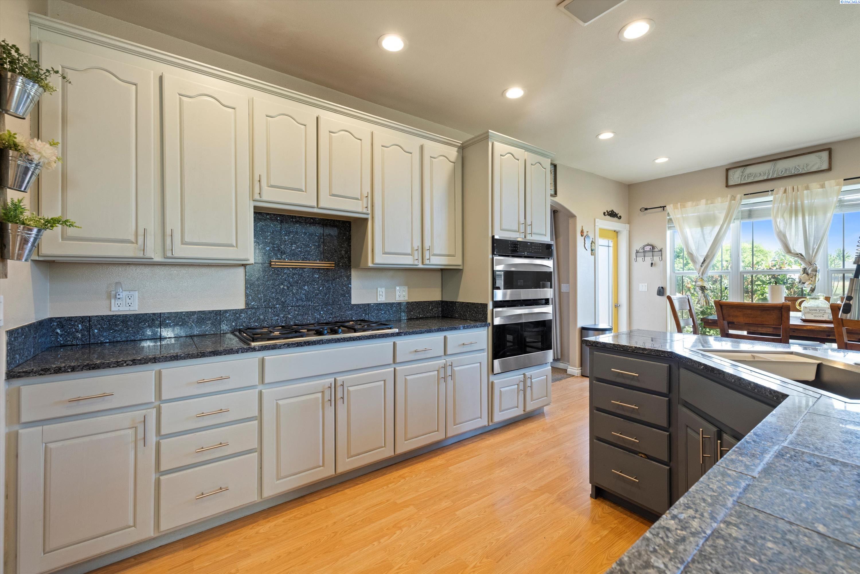 5832 Overton Rd