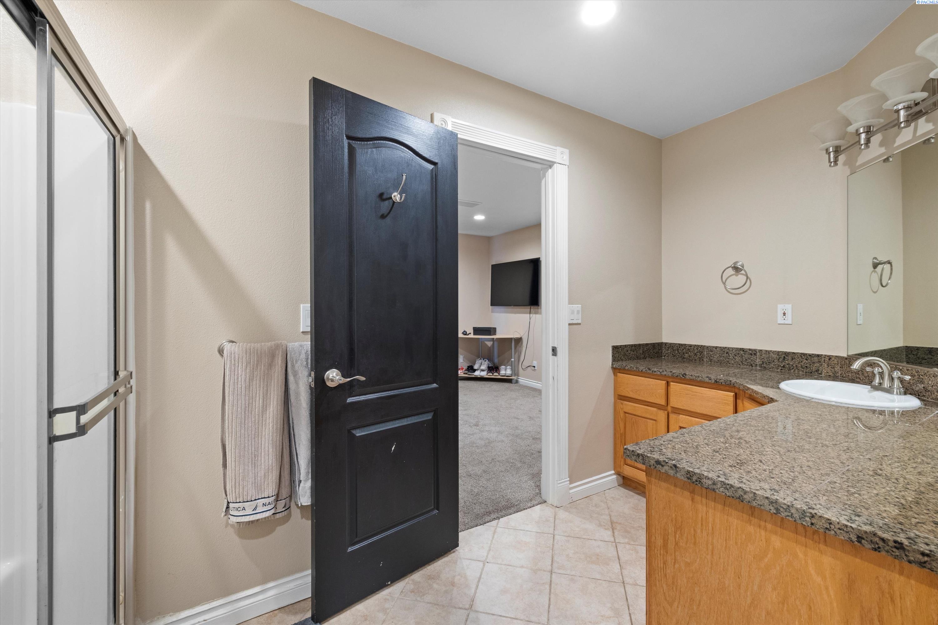 5832 Overton Rd