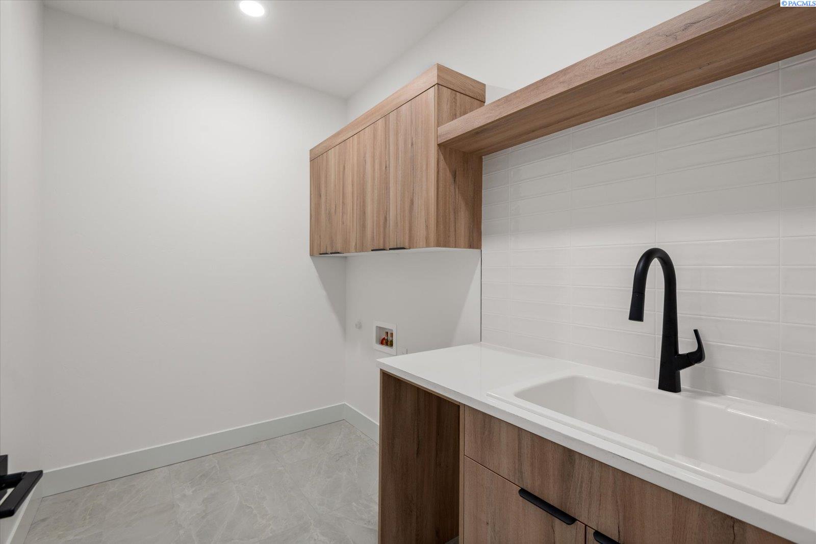 3736 Morningside Parkway Unit: Lot96