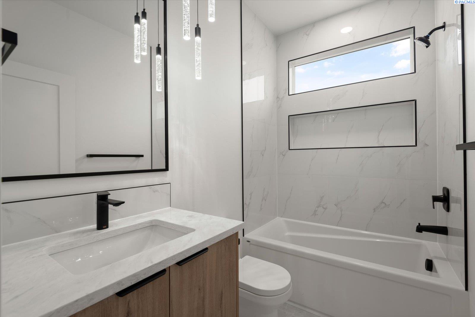 3736 Morningside Parkway Unit: Lot96