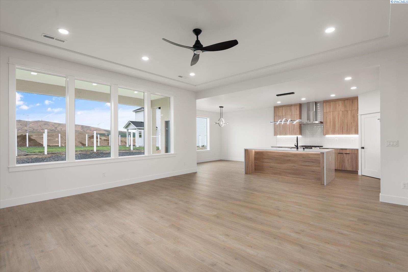 3736 Morningside Parkway Unit: Lot96