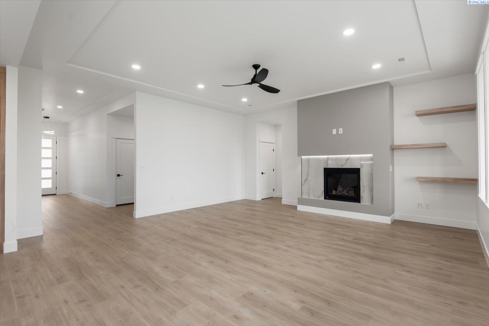 3736 Morningside Parkway Unit: Lot96