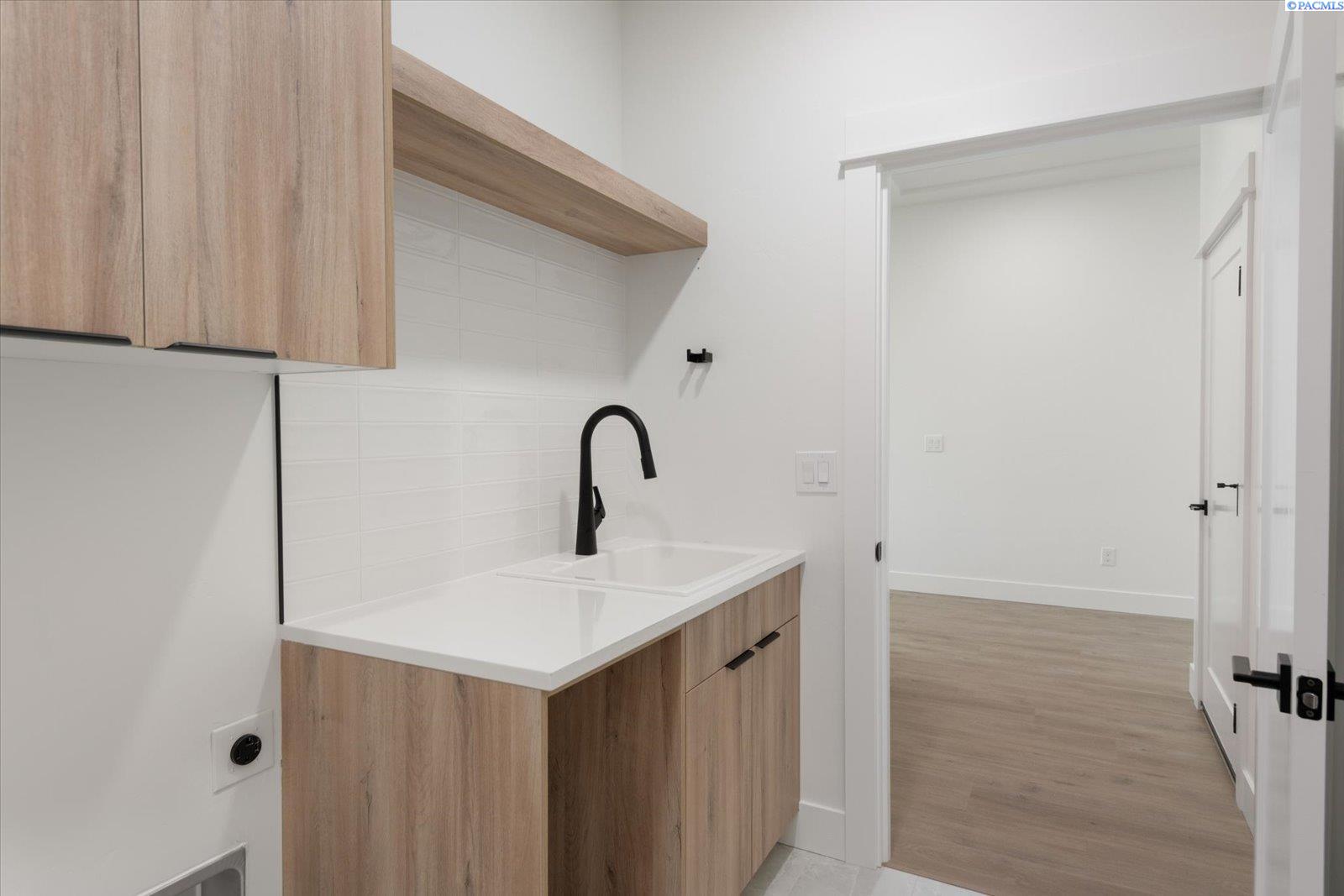 3736 Morningside Parkway Unit: Lot96