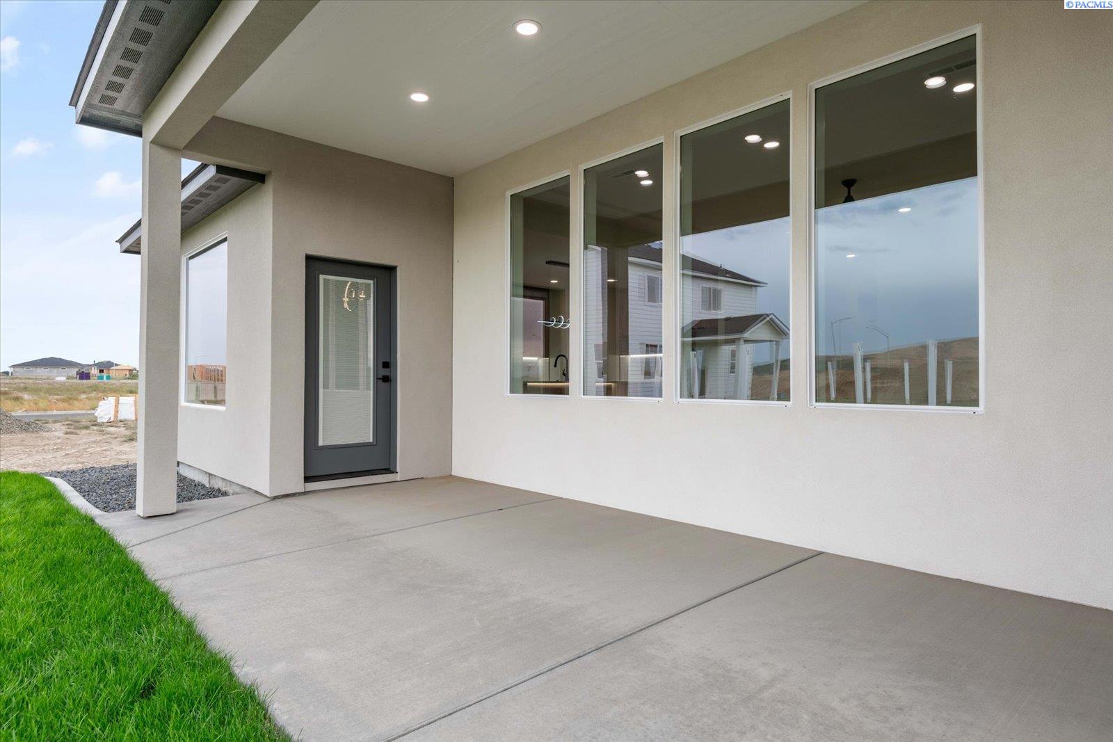 3736 Morningside Parkway Unit: Lot96