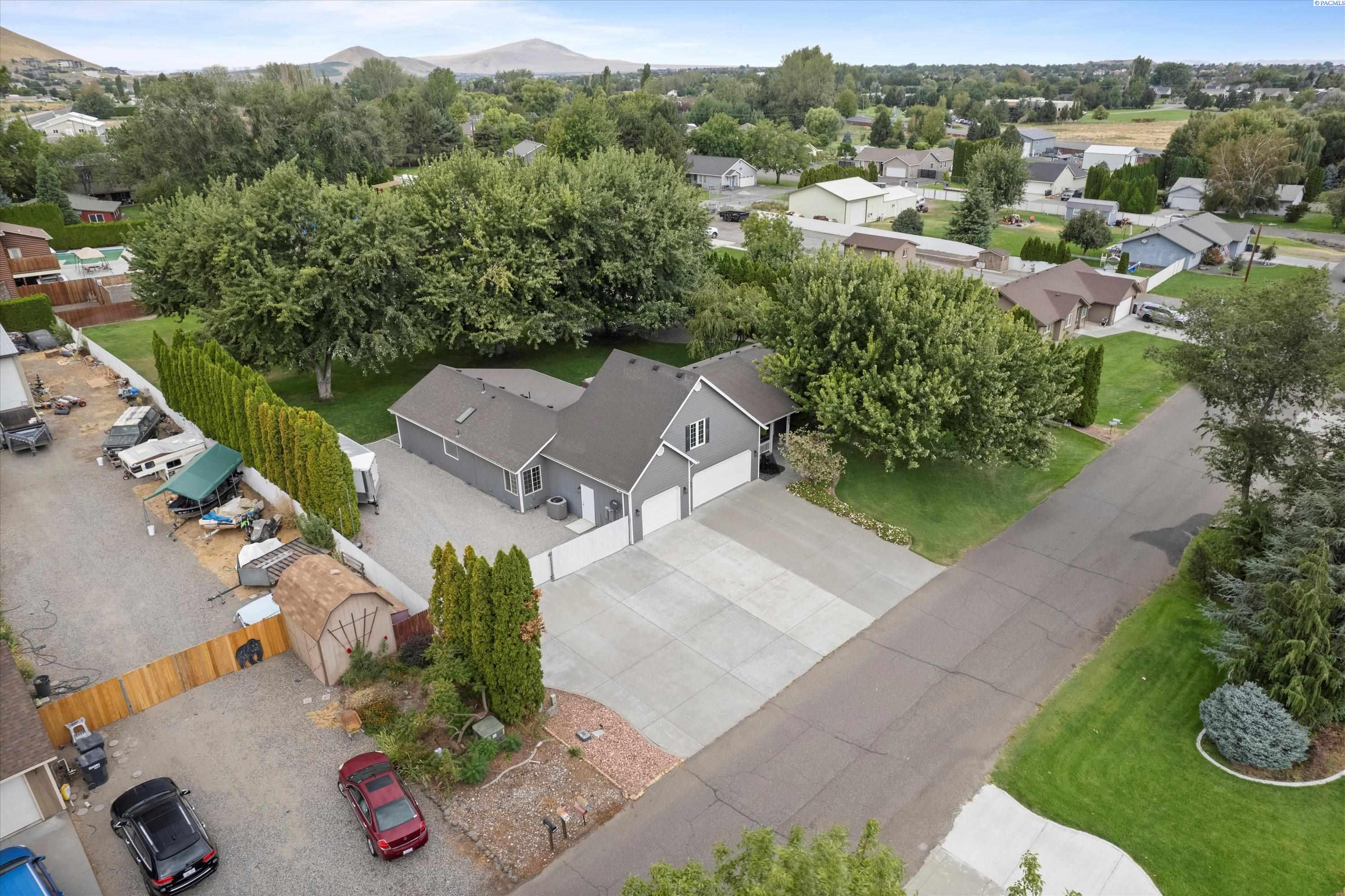 4623 Mountain Meadow Rd