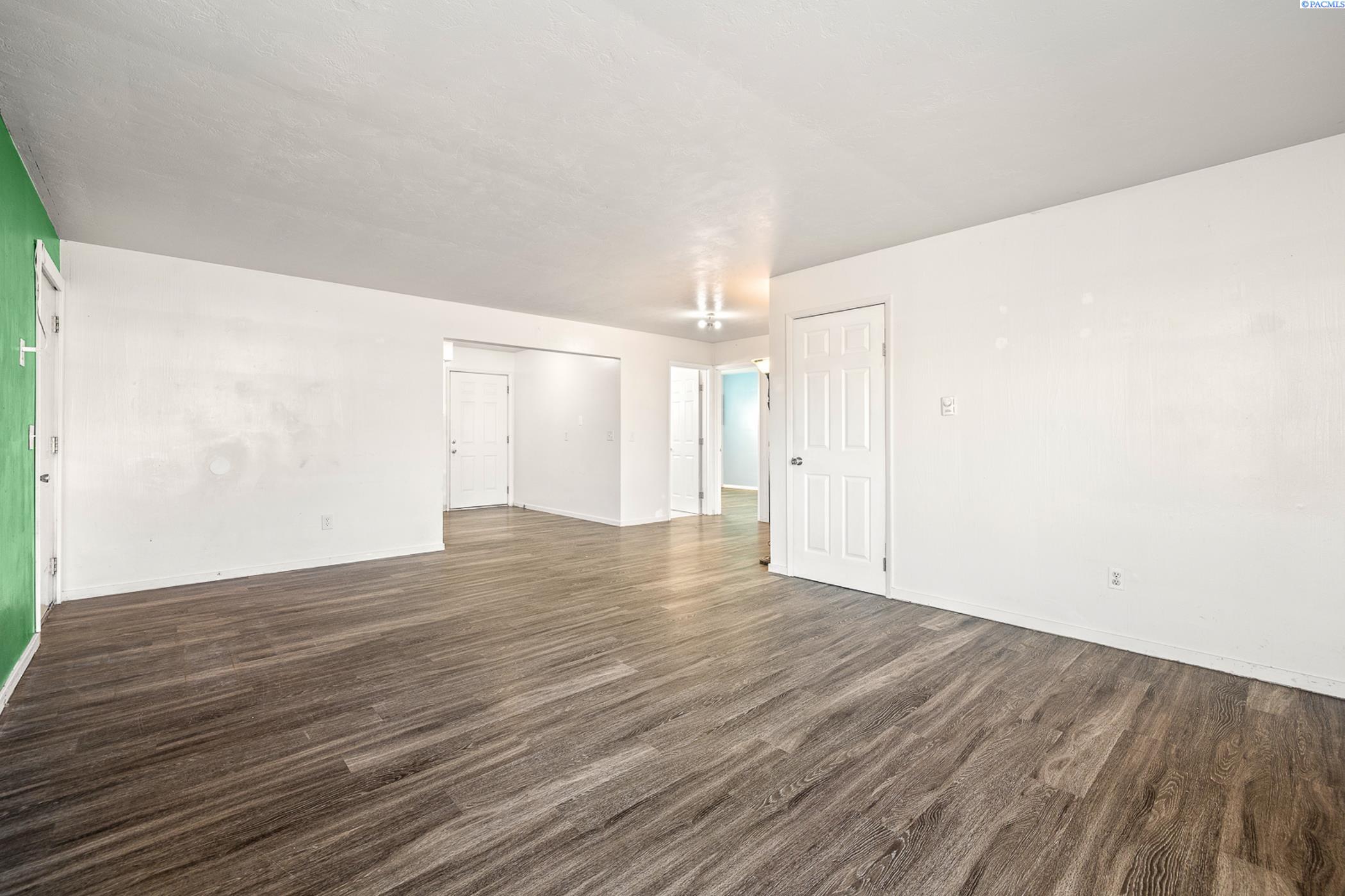 1522 W 6th Ave