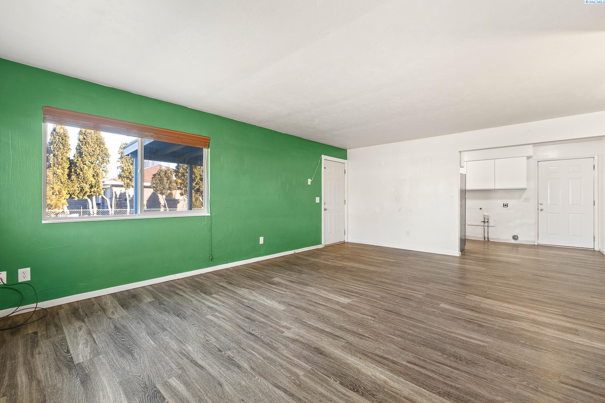 1522 W 6th Ave