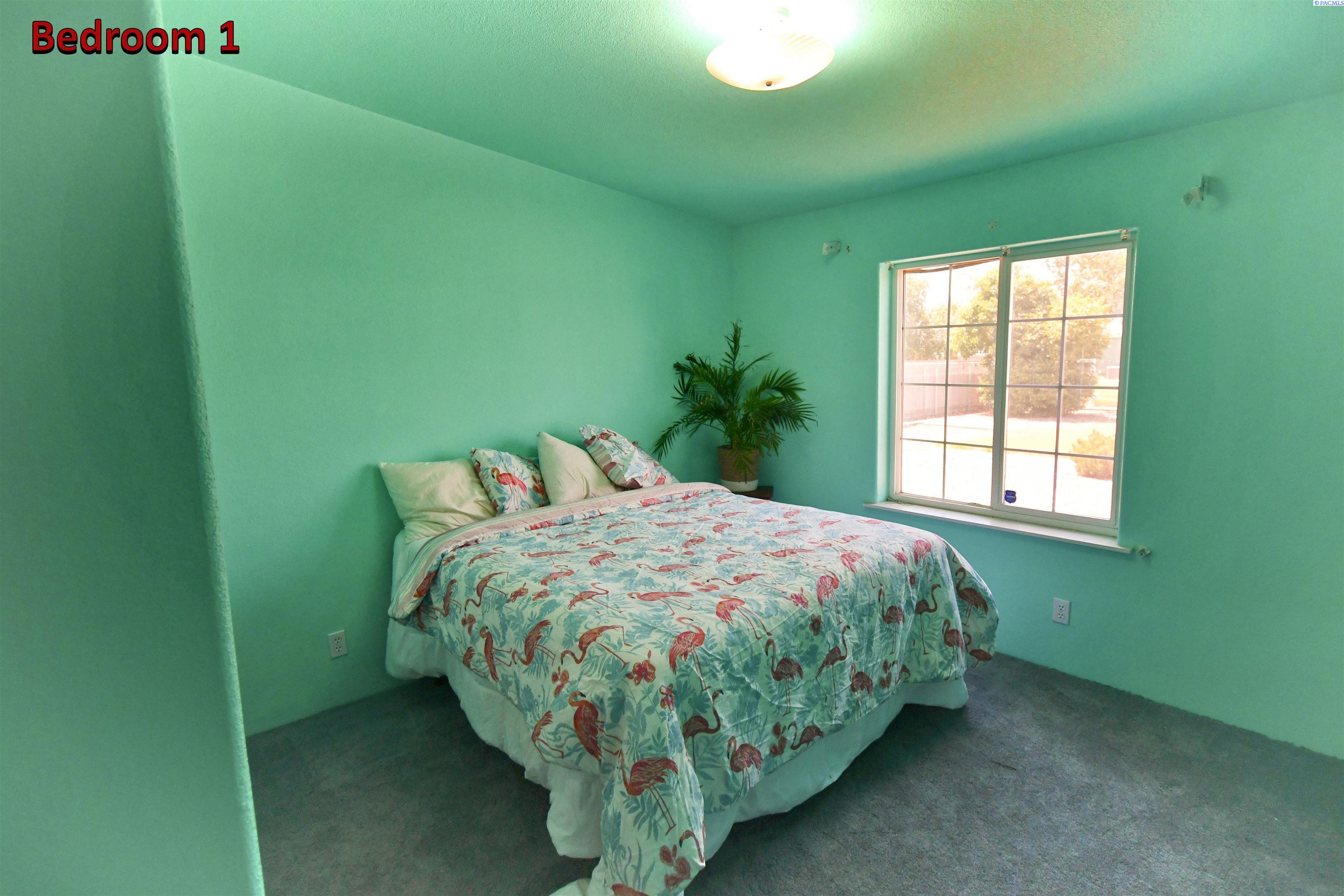 36311 N Redstone