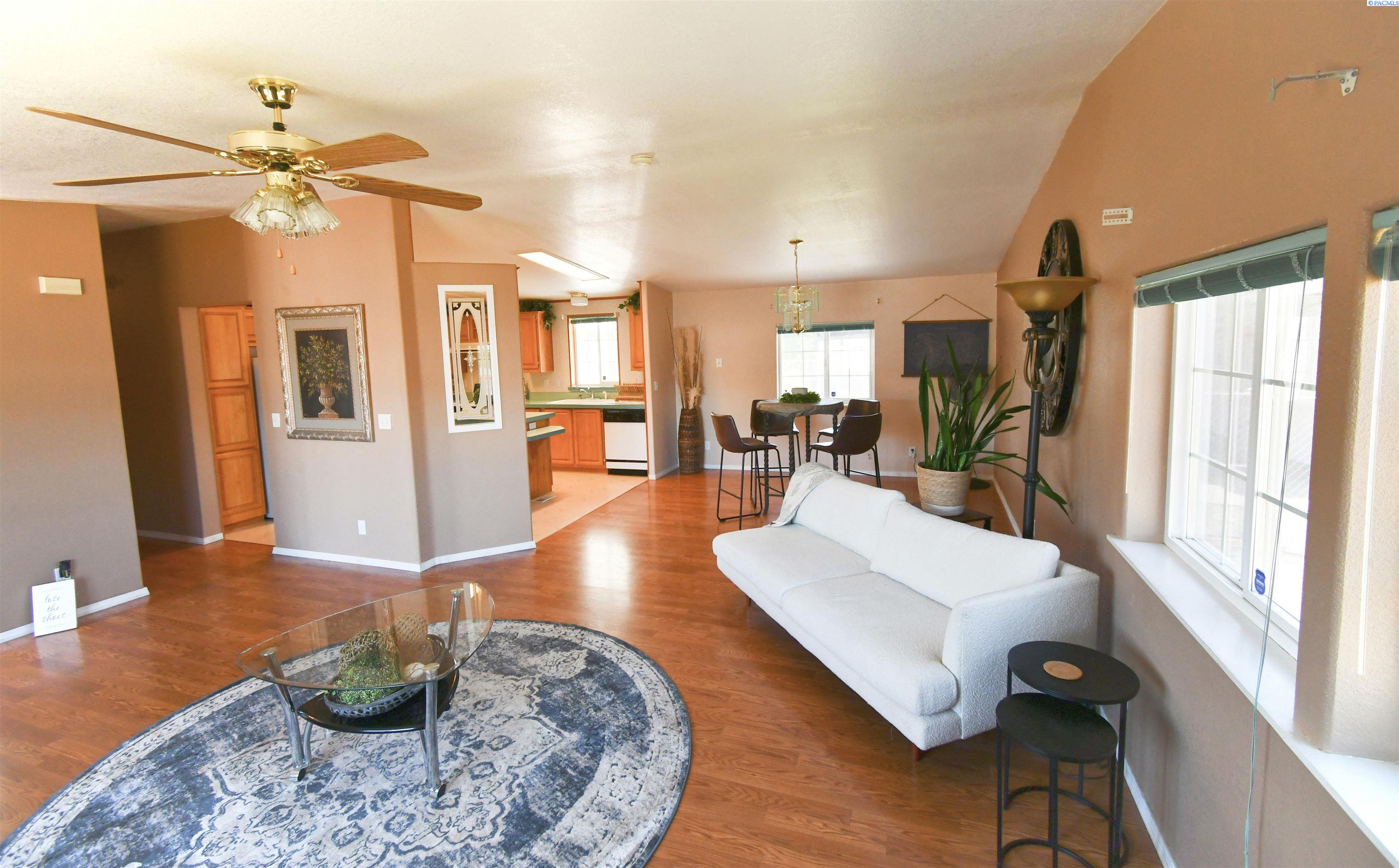 36311 N Redstone