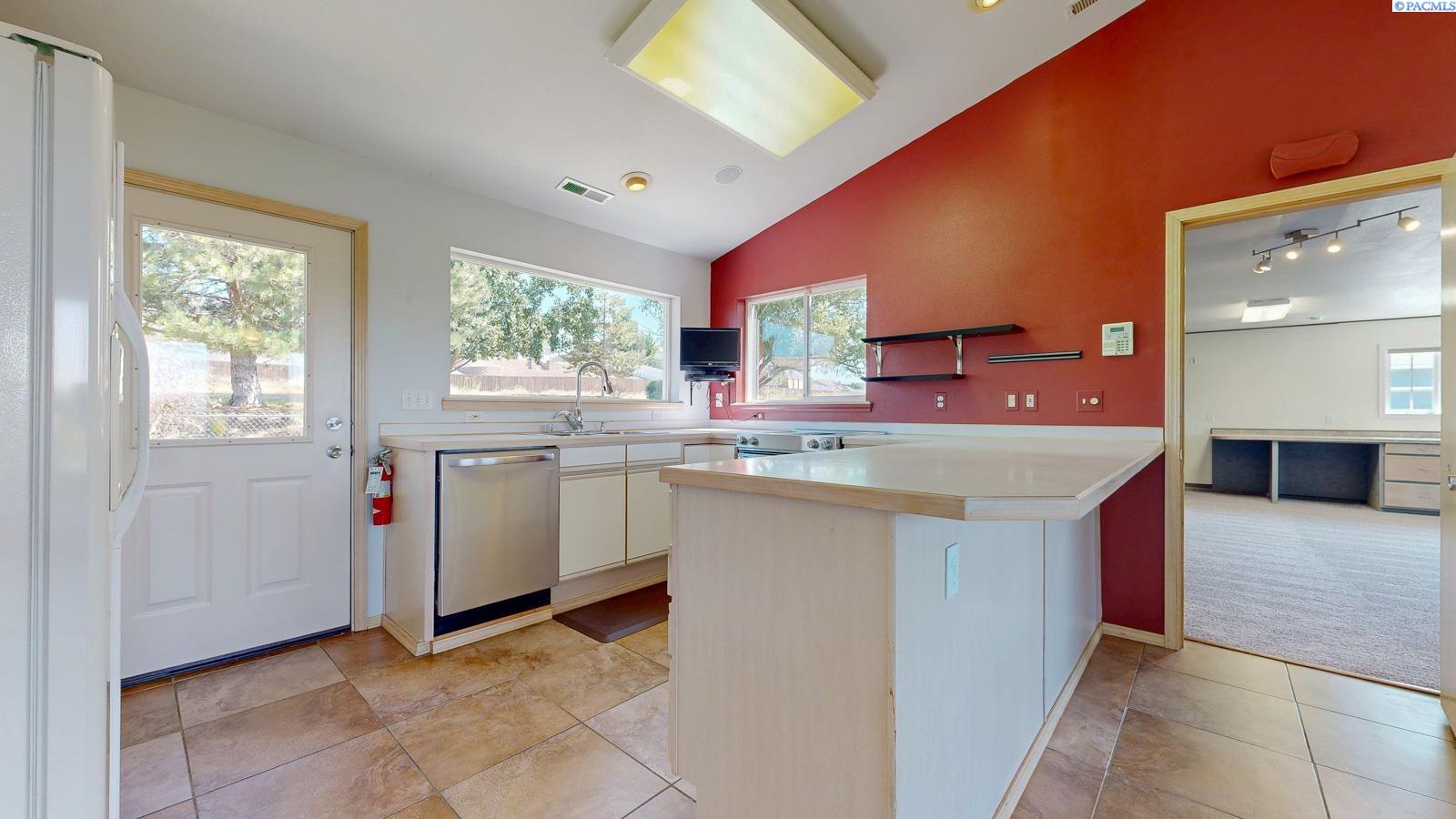 6105 W Argent Road