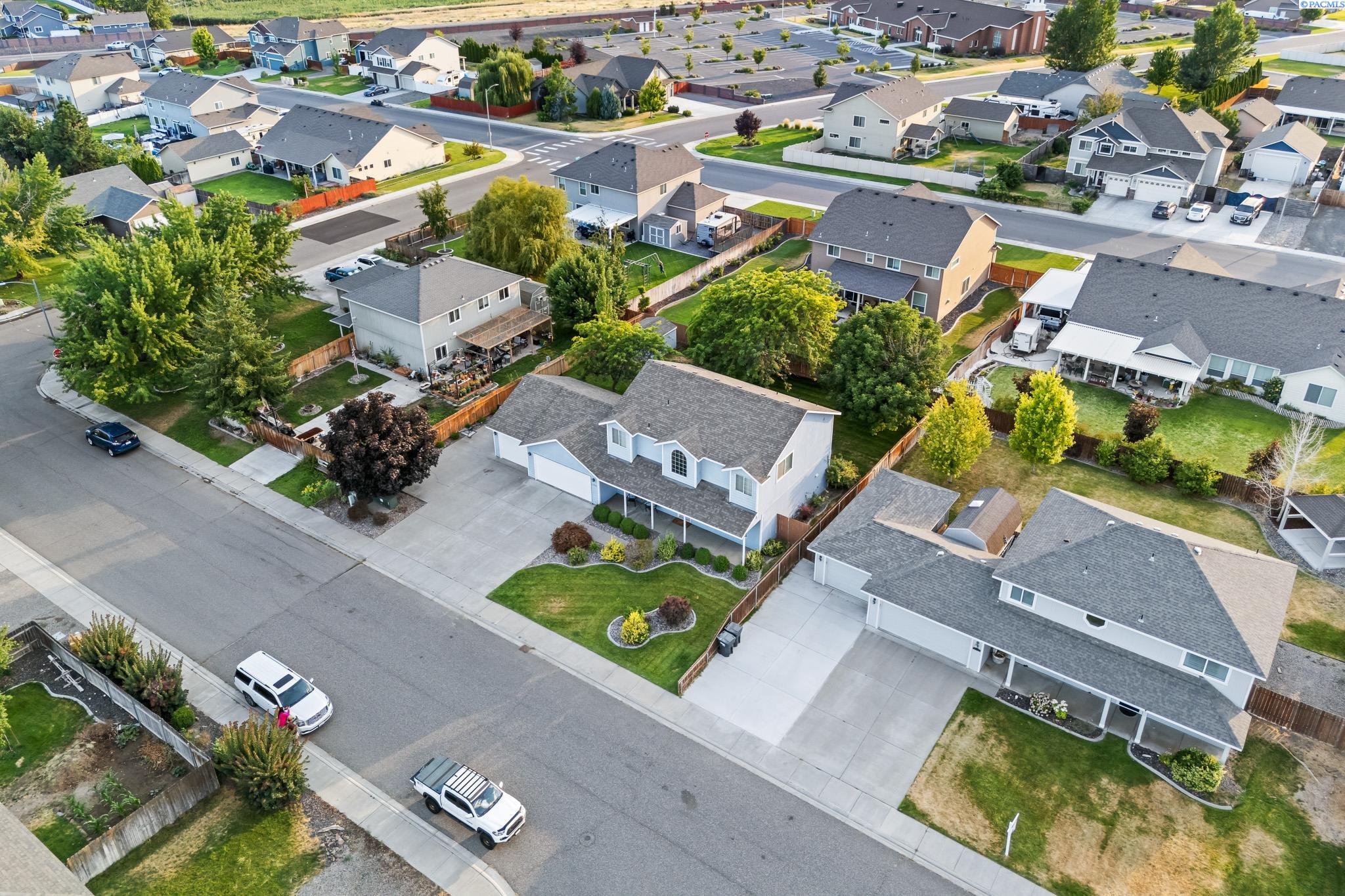 5780 Oleander Dr