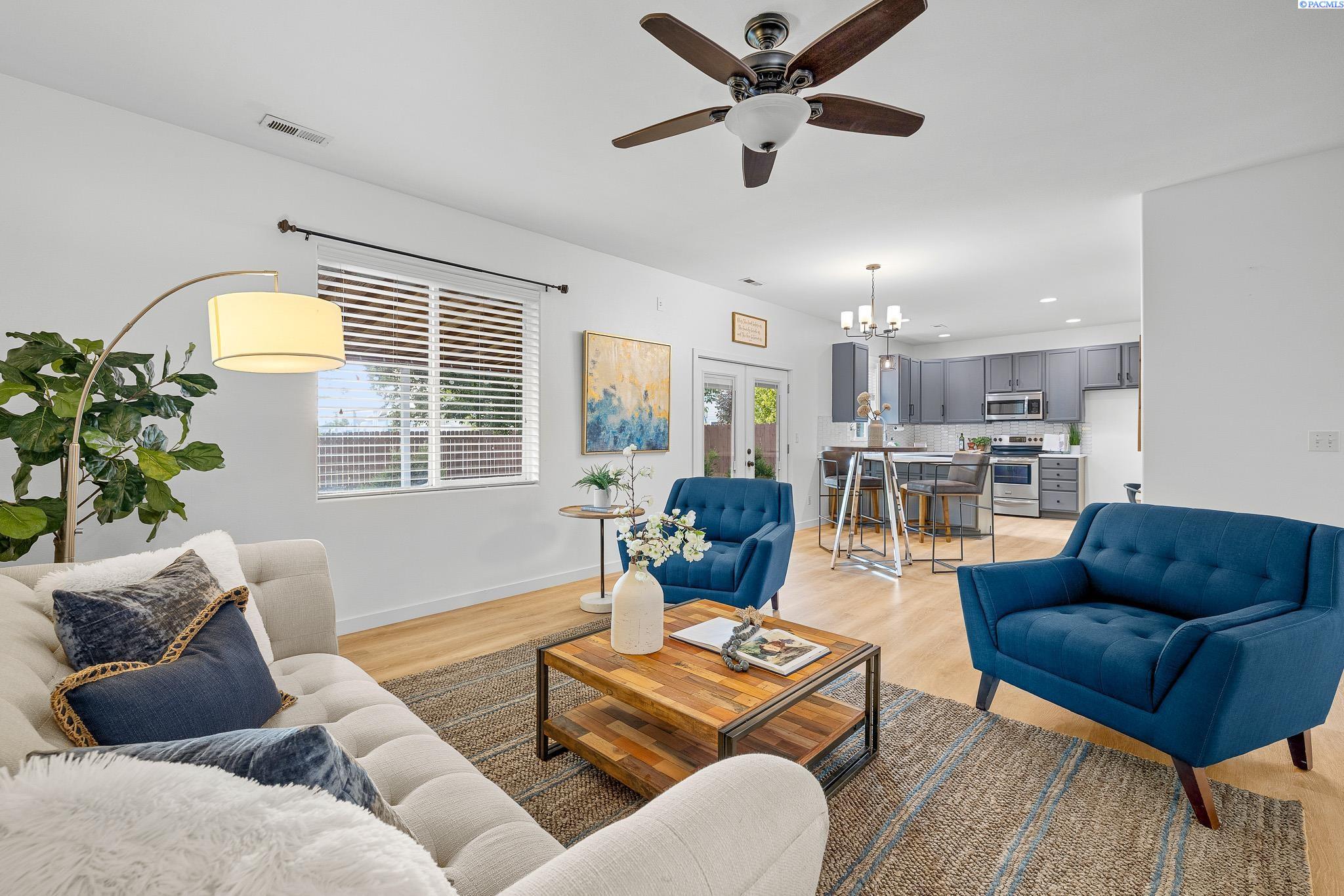 5780 Oleander Dr