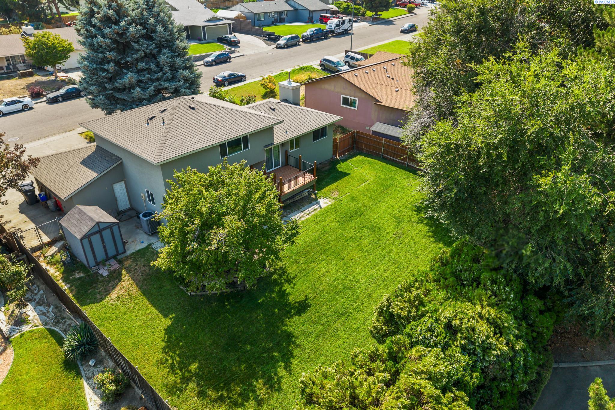 1124 W 14th ave