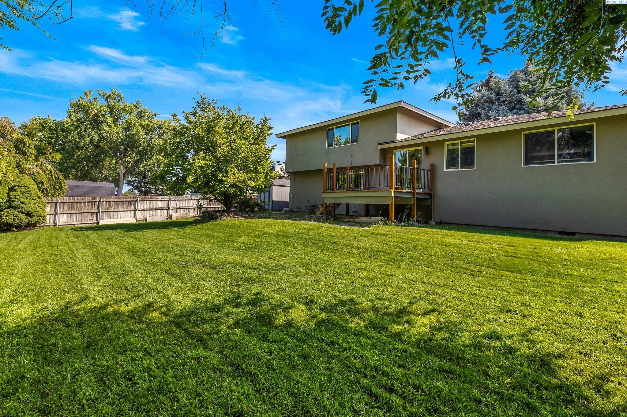 1124 W 14th ave