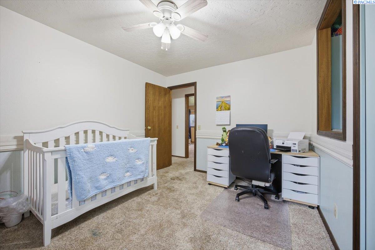 203 W Wagon Wheel Pr Nw