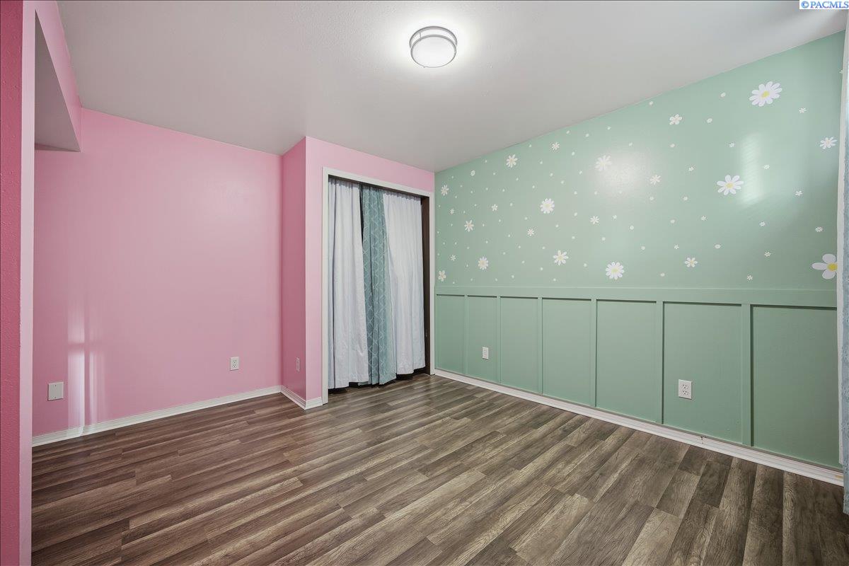 203 W Wagon Wheel Pr Nw