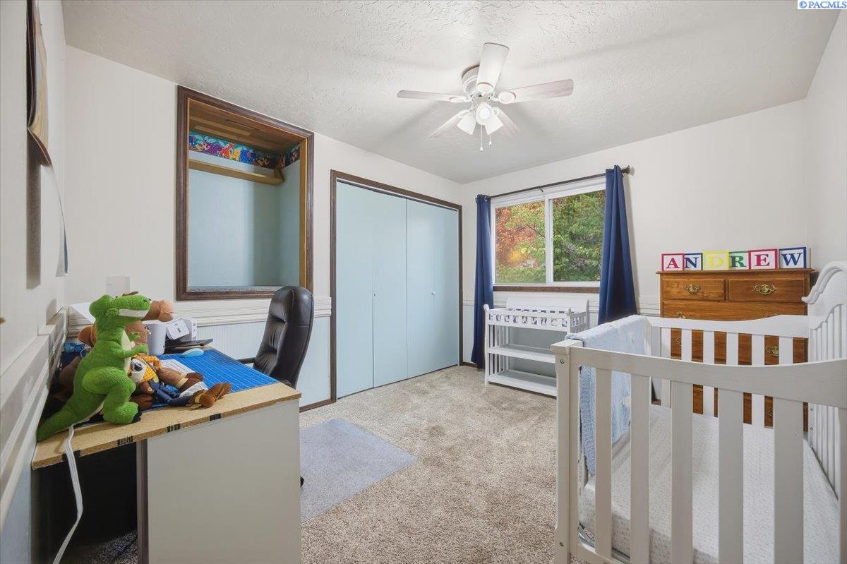 203 W Wagon Wheel Pr Nw